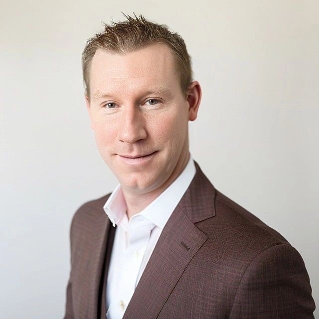 Geoffrey Carlson